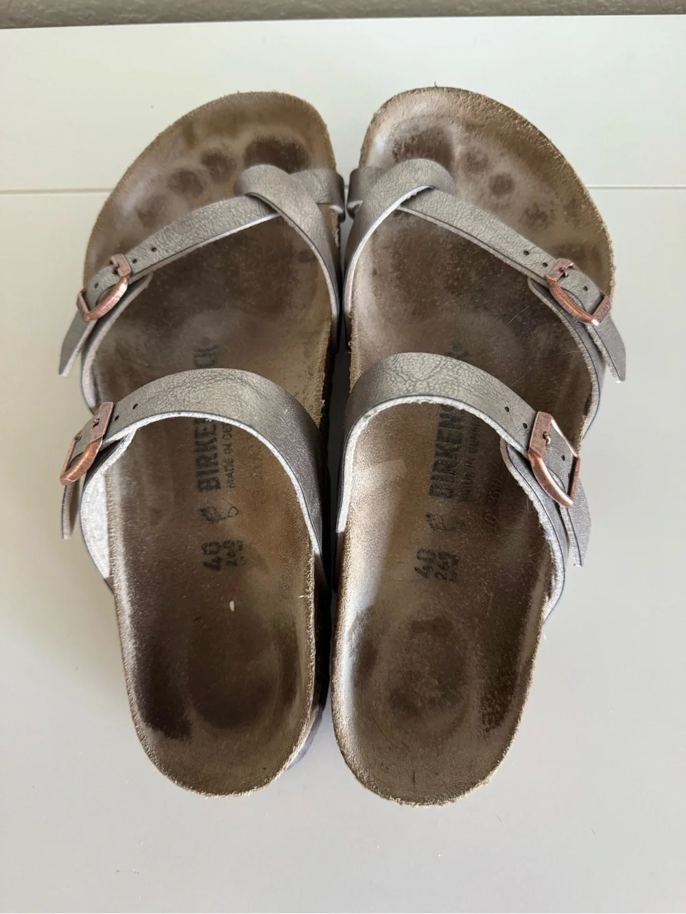 Birkenstock Mayari - Two-Strap Sandal in Metallic Taupe/Bronze/Gold